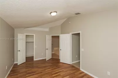 371 SW Feldman Ave, Port Saint Lucie, FL 34953 - Photo 7