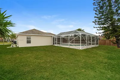 371 SW Feldman Ave, Port Saint Lucie, FL 34953 - Photo 15