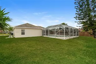 371 SW Feldman Ave, Port Saint Lucie, FL 34953 - Photo 15