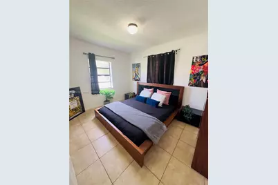 301 NW 37th St, Miami, FL 33127 - Photo 5