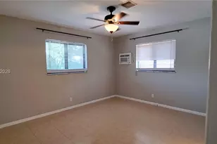 1644 NE 33rd St, Oakland Park, FL 33334 - Photo 7