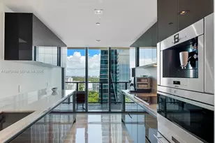 1451 Brickell Ave, Miami, FL 33131 - Photo 3