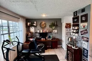 333 SW 86th Ave, Pembroke Pines, FL 33025 - Photo 11