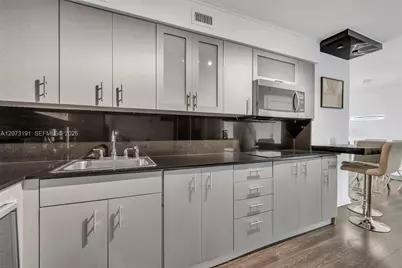 6770 Indian Creek Dr #15F, Miami Beach, FL 33141 - Photo 17