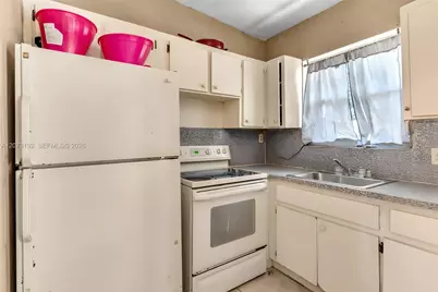 2180 NW 30th St, Miami, FL 33142 - Photo 5