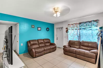 2180 NW 30th St, Miami, FL 33142 - Photo 21
