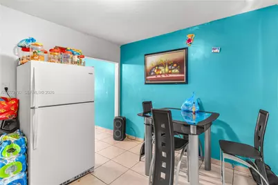 2180 NW 30th St, Miami, FL 33142 - Photo 23