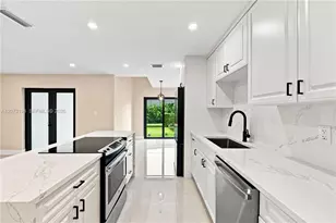 9939 W Atlantic Blvd, Coral Springs, FL 33071 - Photo 11