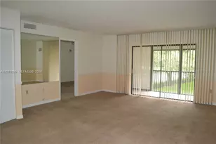 8601 NW 34th Pl, Sunrise, FL 33351 - Photo 5