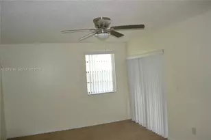 8601 NW 34th Pl, Sunrise, FL 33351 - Photo 11