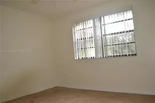 8601 NW 34th Pl, Sunrise, FL 33351 - Photo 13