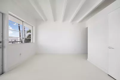 3915 N Meridian Ave #201, Miami Beach, FL 33140 - Photo 15