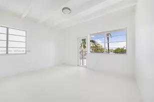 3915 N Meridian Ave, Miami Beach, FL 33140 - Photo 21