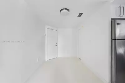 3915 N Meridian Ave #201, Miami Beach, FL 33140 - Photo 27
