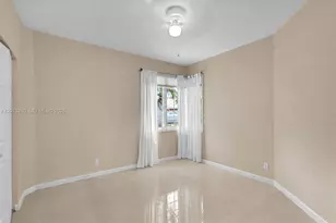 1090 SW 156th Ave, Pembroke Pines, FL 33027 - Photo 21