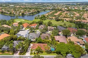 1090 SW 156th Ave, Pembroke Pines, FL 33027 - Photo 37