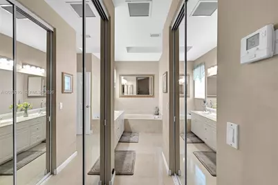 1090 SW 156th Ave, Pembroke Pines, FL 33027 - Photo 29