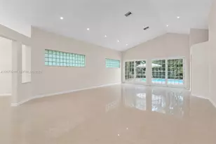 1090 SW 156th Ave, Pembroke Pines, FL 33027 - Photo 11