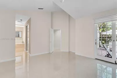 1090 SW 156th Avenue, Pembroke Pines, FL 33027 - Photo 27