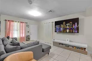 1191 NW 49th St, Miami, FL 33127 - Photo 7
