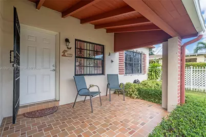 1191 NW 49th St, Miami, FL 33127 - Photo 5