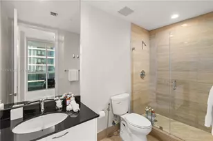 15811 Collins Ave, Sunny Isles Beach, FL 33160 - Photo 27