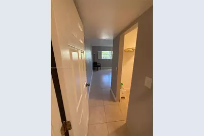 800 NE 195th St #211, Miami, FL 33179 - Photo 21
