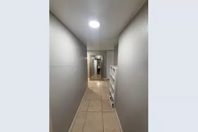 800 NE 195th St #211, Miami, FL 33179 - Photo 5