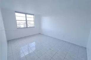 300 Bayview Dr, Sunny Isles Beach, FL 33160 - Photo 7