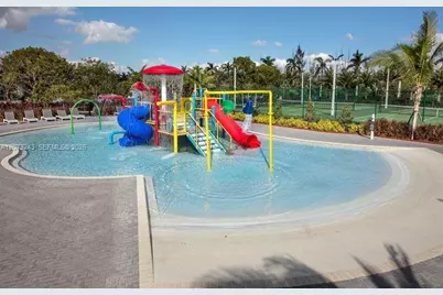 7915 NW 104th Ave #4, Doral, FL 33178 - Photo 35