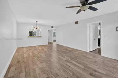 900 SW 125th Way #105R, Pembroke Pines, FL 33027 - Photo 15