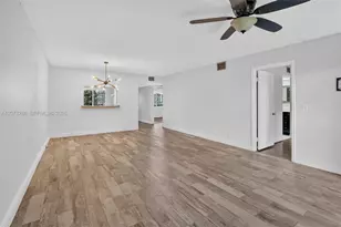 900 SW 125th Way, Pembroke Pines, FL 33027 - Photo 15