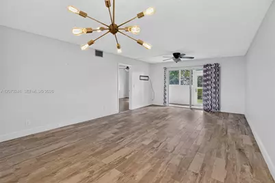 900 SW 125th Way #105R, Pembroke Pines, FL 33027 - Photo 13