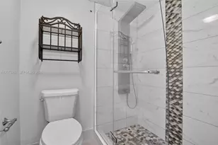 900 SW 125th Way, Pembroke Pines, FL 33027 - Photo 25