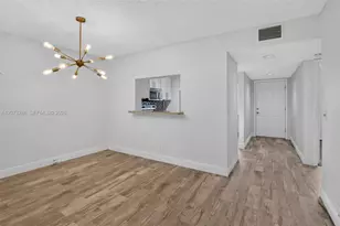 900 SW 125th Way, Pembroke Pines, FL 33027 - Photo 11