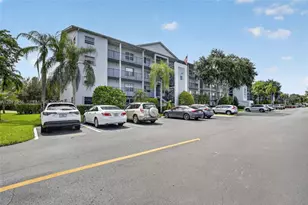 900 SW 125th Way, Pembroke Pines, FL 33027 - Photo 45
