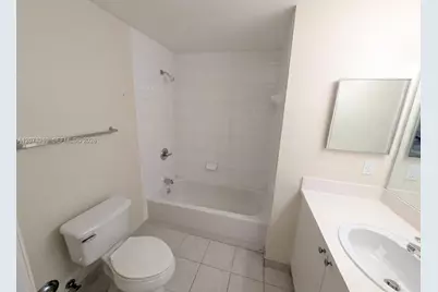 8060 N Nob Hill Rd #101, Tamarac, FL 33321 - Photo 9