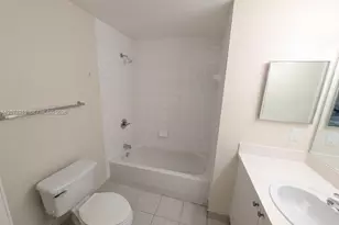 8060 N Nob Hill Rd, Tamarac, FL 33321 - Photo 9