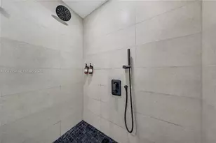 225 N Miami Ave, Miami, FL 33128 - Photo 11