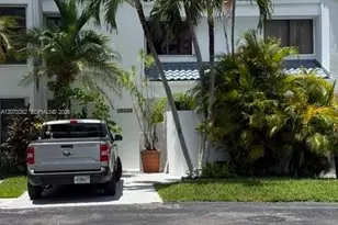 10225 SW 89th St, Miami, FL 33176 - Photo 1