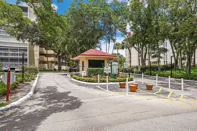 7051 Environ Blvd #432, Lauderhill, FL 33319 - Photo 13