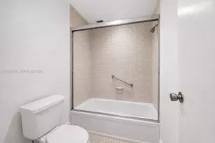 7051 Environ Blvd, Lauderhill, FL 33319 - Photo 11