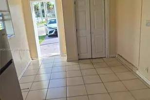 2300 NW 15th Ct, Fort Lauderdale, FL 33311 - Photo 3