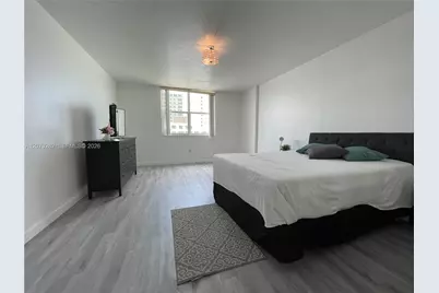 5001 Collins Av #15D, Miami Beach, FL 33140 - Photo 13