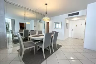 5001 Collins Ave, Miami Beach, FL 33140 - Photo 9