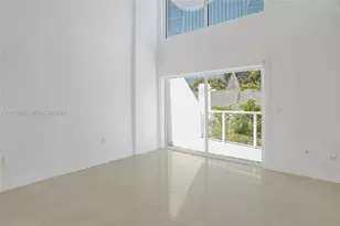 1528 Brickell Ave, Miami, FL 33129 - Photo 9
