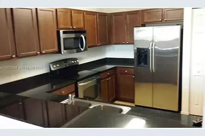10800 NW 88th Ter #102, Doral, FL 33178 - Photo 5