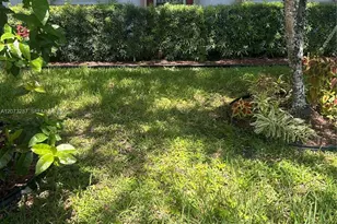 1401 SW 134th Way, Pembroke Pines, FL 33027 - Photo 25