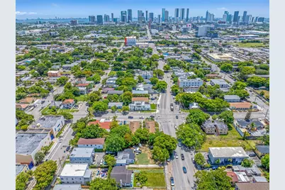 1027 NW 29th St, Miami, FL 33127 - Photo 13