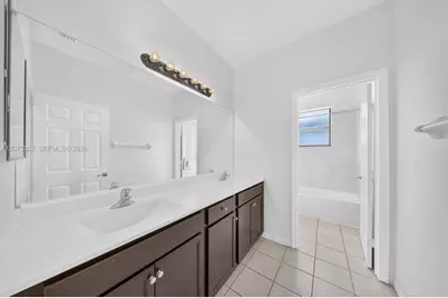 9371 W 35th Ave, Hialeah, FL 33018 - Photo 15
